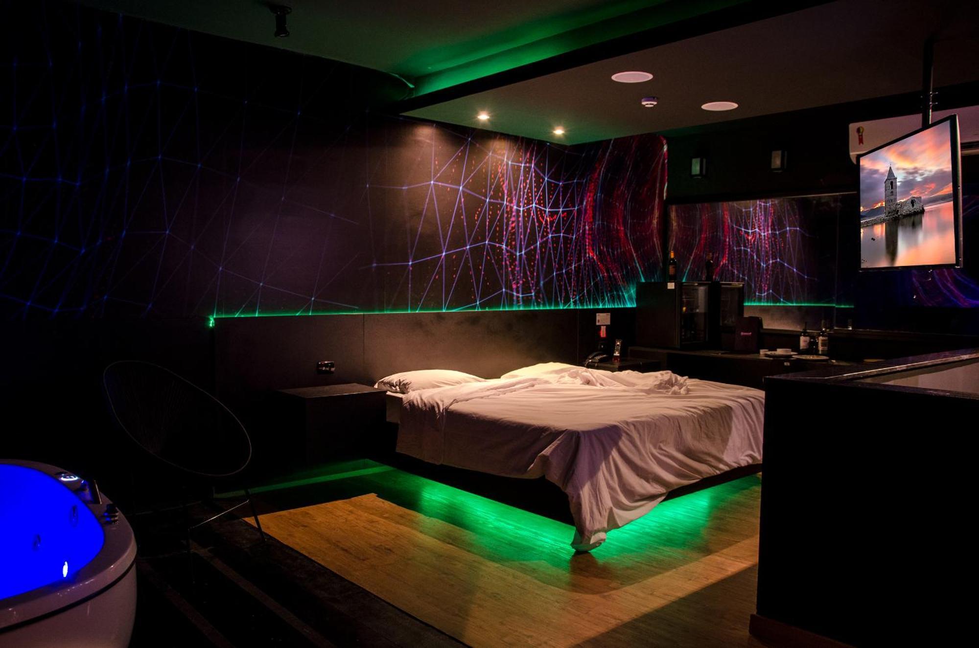 קמפינאס Tout Motel (Adults Only) מראה חיצוני תמונה